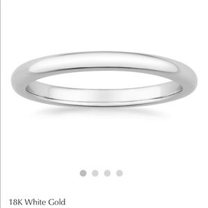 18K White Gold Wedding Band Classic Ring //size 5.